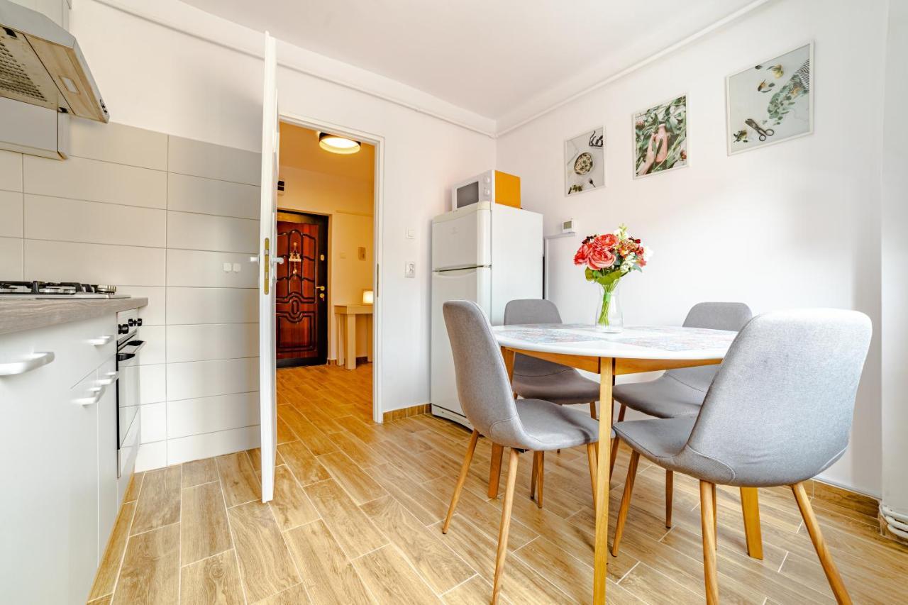 Mid-Term Rental Racadau Apartment Brašov Exteriér fotografie