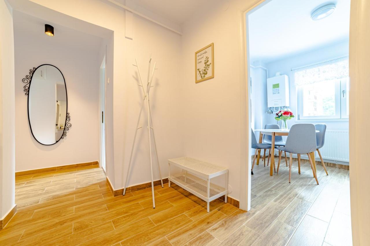 Mid-Term Rental Racadau Apartment Brašov Exteriér fotografie