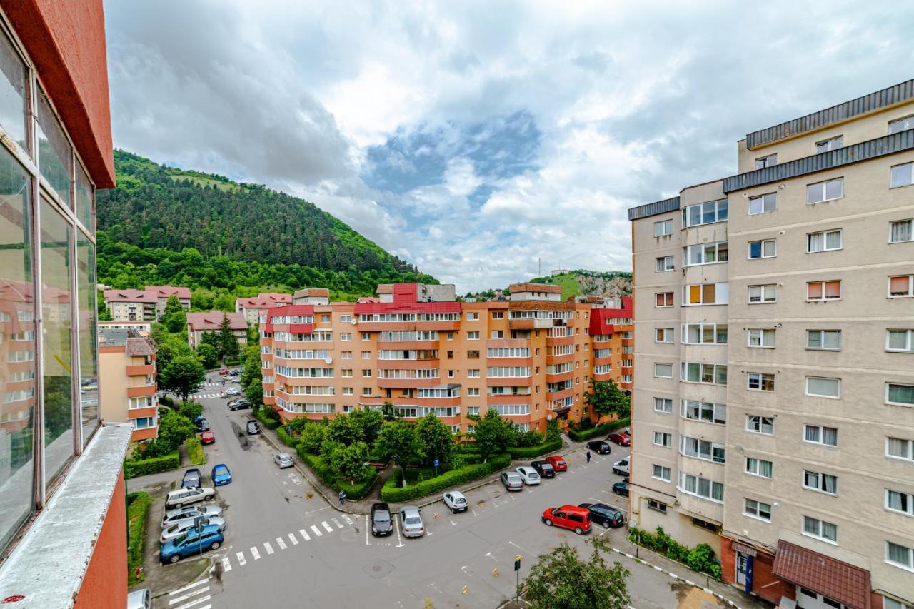 Mid-Term Rental Racadau Apartment Brašov Exteriér fotografie