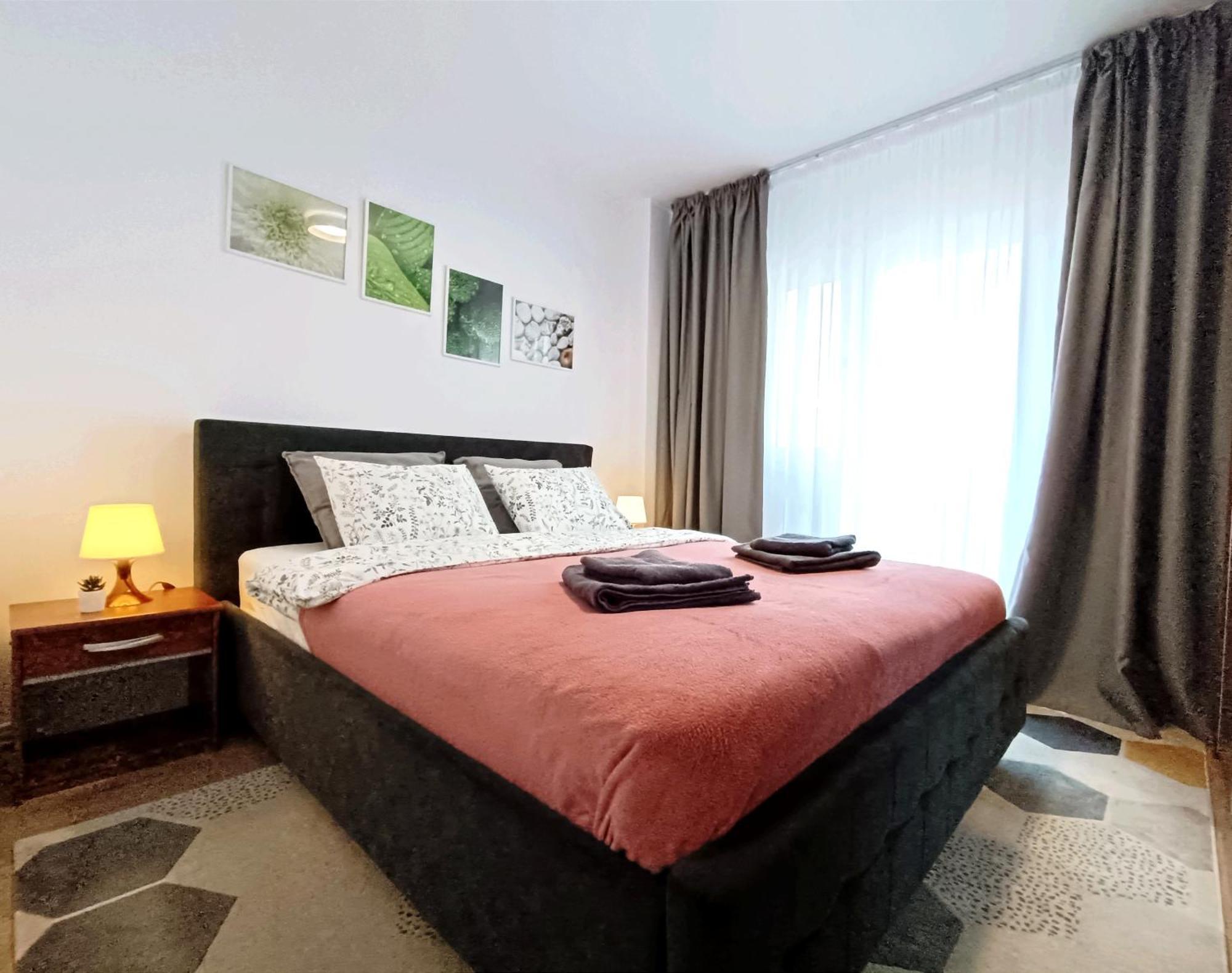 Mid-Term Rental Racadau Apartment Brašov Exteriér fotografie
